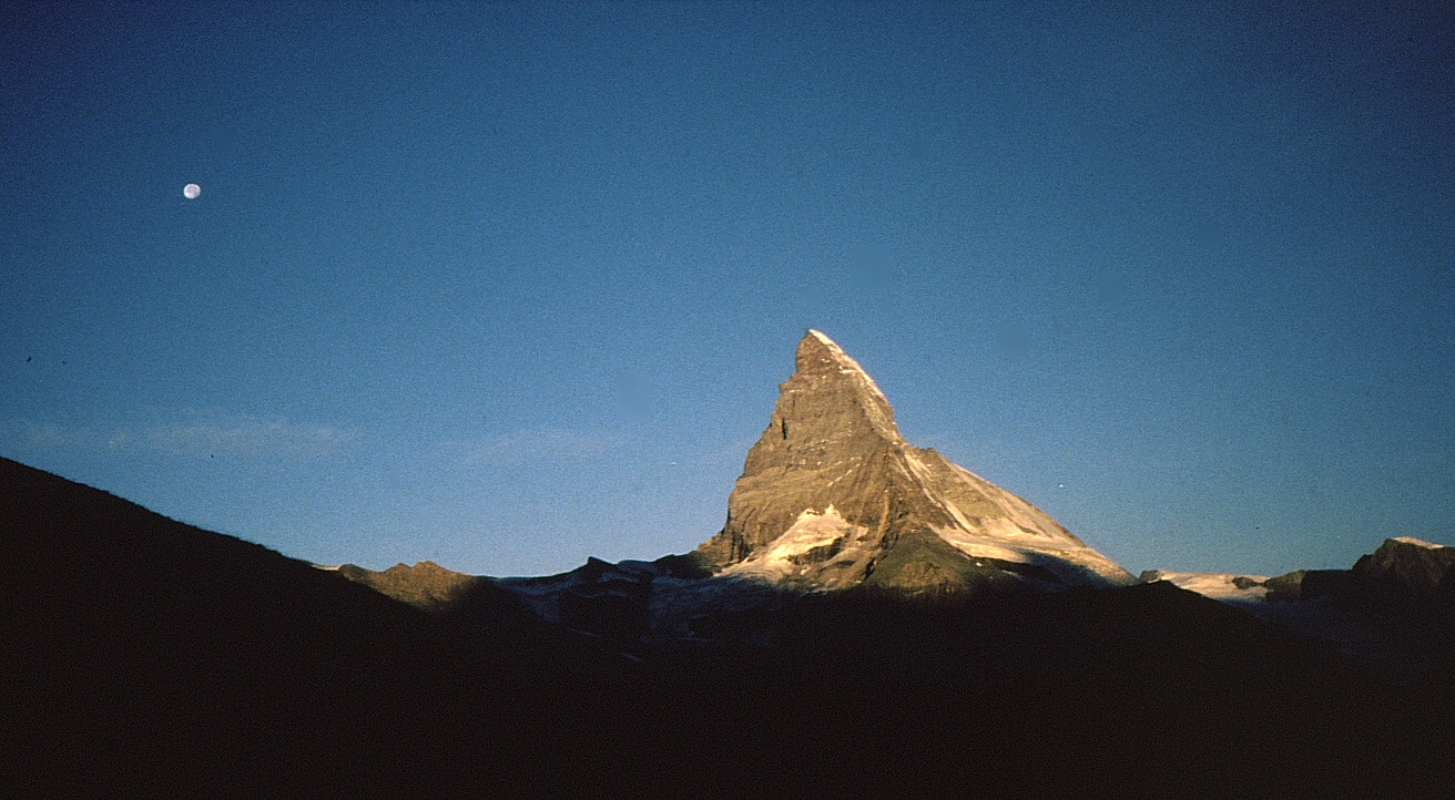 Matterhorn + měsíc